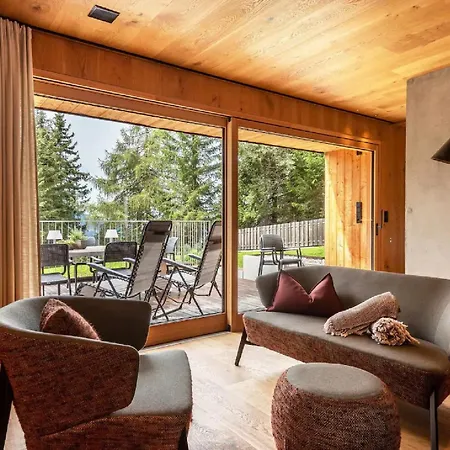 Daire Chalet For A Relaxing Holiday With A Mountain View