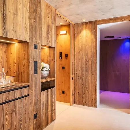 Daire Chalet For A Relaxing Holiday With A Mountain View Pasian di Prato